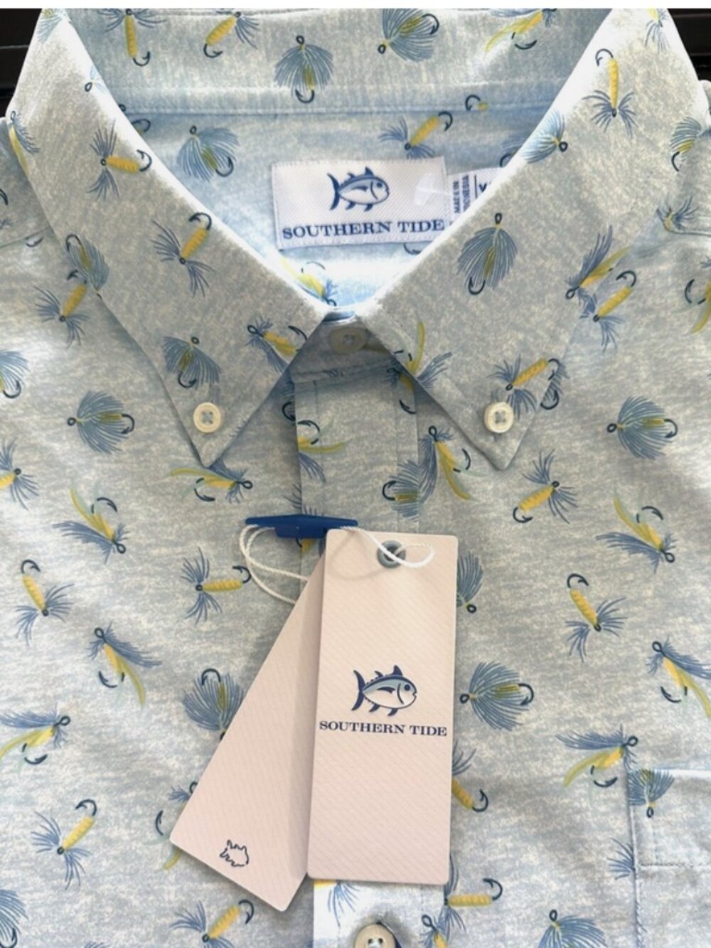 SOUTHERN TIDE Fishing Lure NWT Mens XL Guy With Allure Performance Shirt